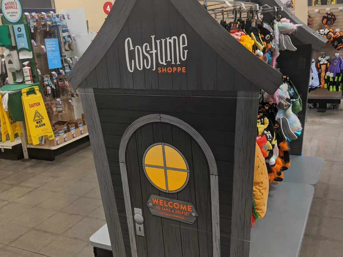 2020 Halloween Display – visual asset 5